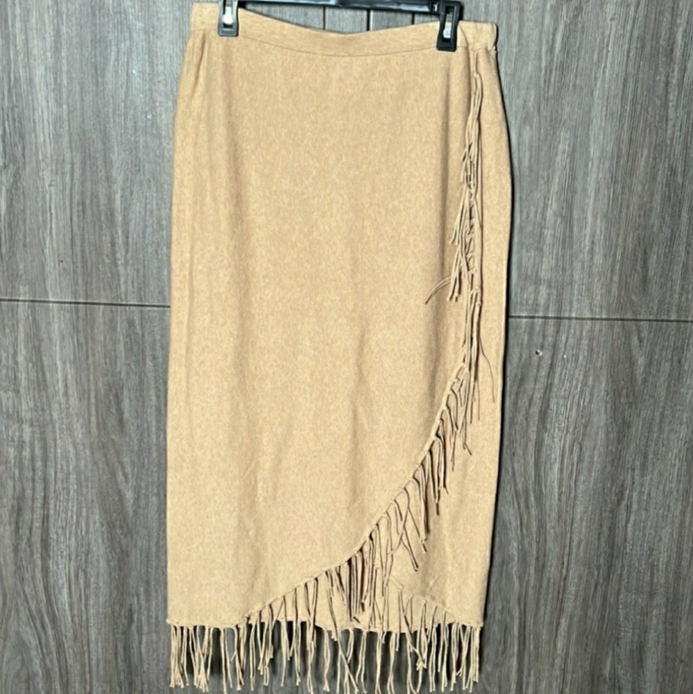 SOFT Surroundings Cream Beige Fringe Skirt Medium New COND